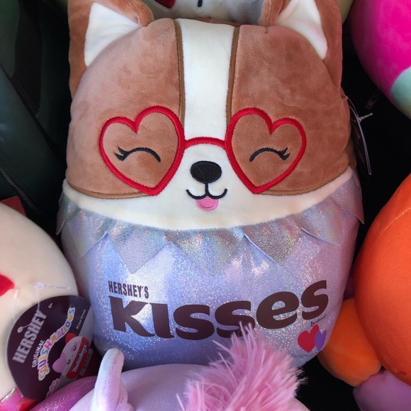 RARE Squishmallow Hershey’s Kisses Regina the Corgi Valentine’s BNWT & SCENTED - Picture 2 of 5